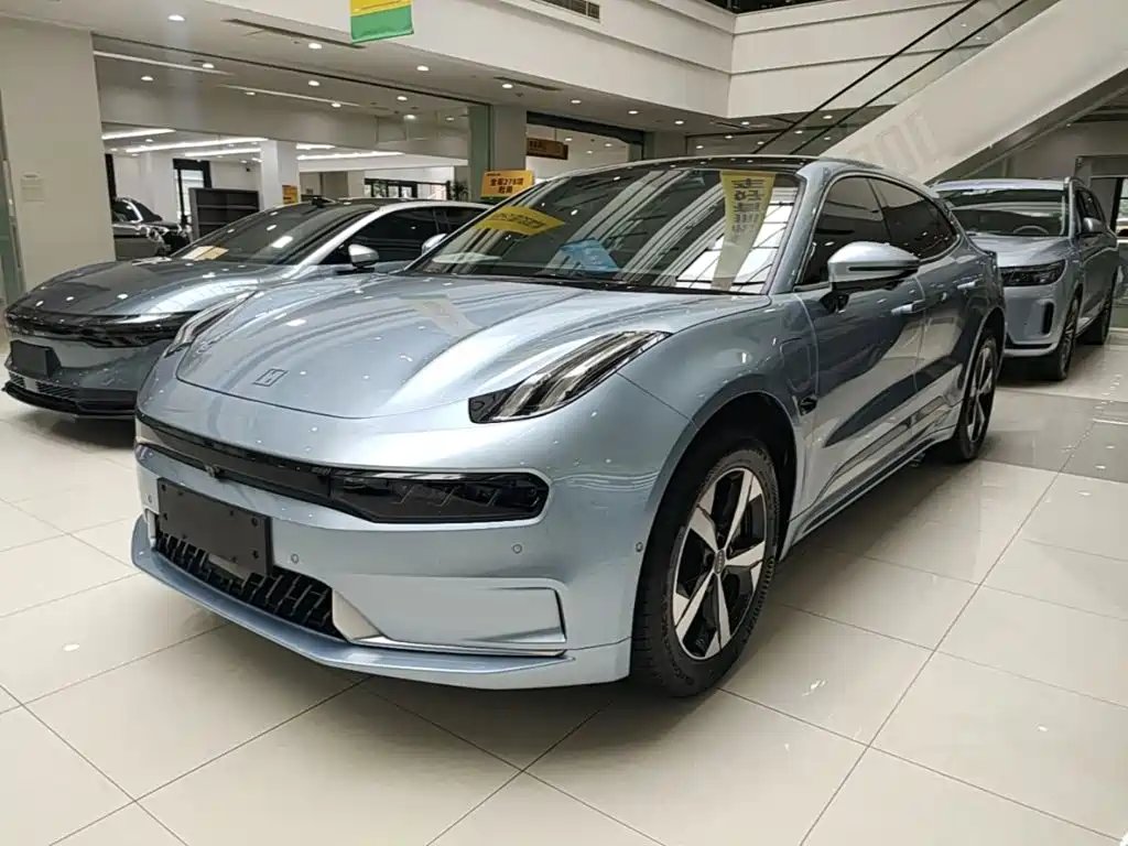 Zeekr 001 2023