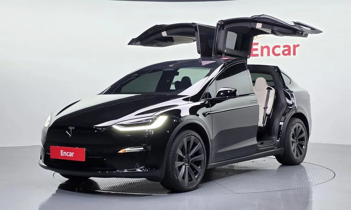 Tesla Model X 2023