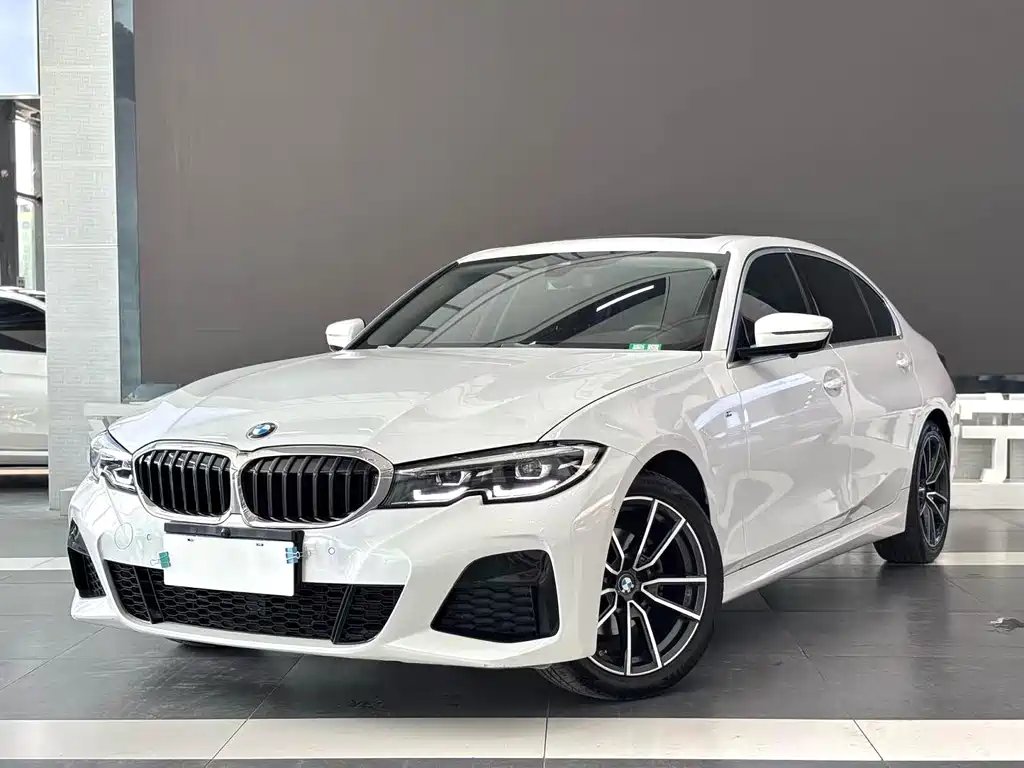 BMW 3 Series 2022