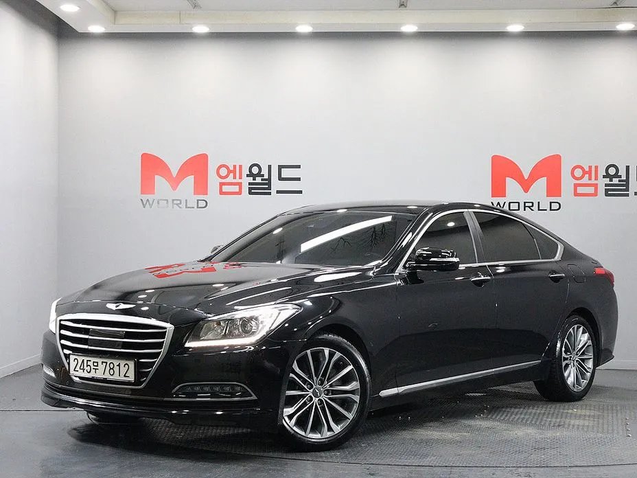 Hyundai Genesis 2015