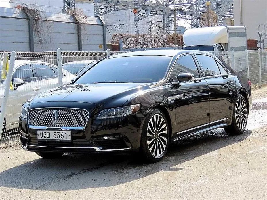 Lincoln Continental 2017