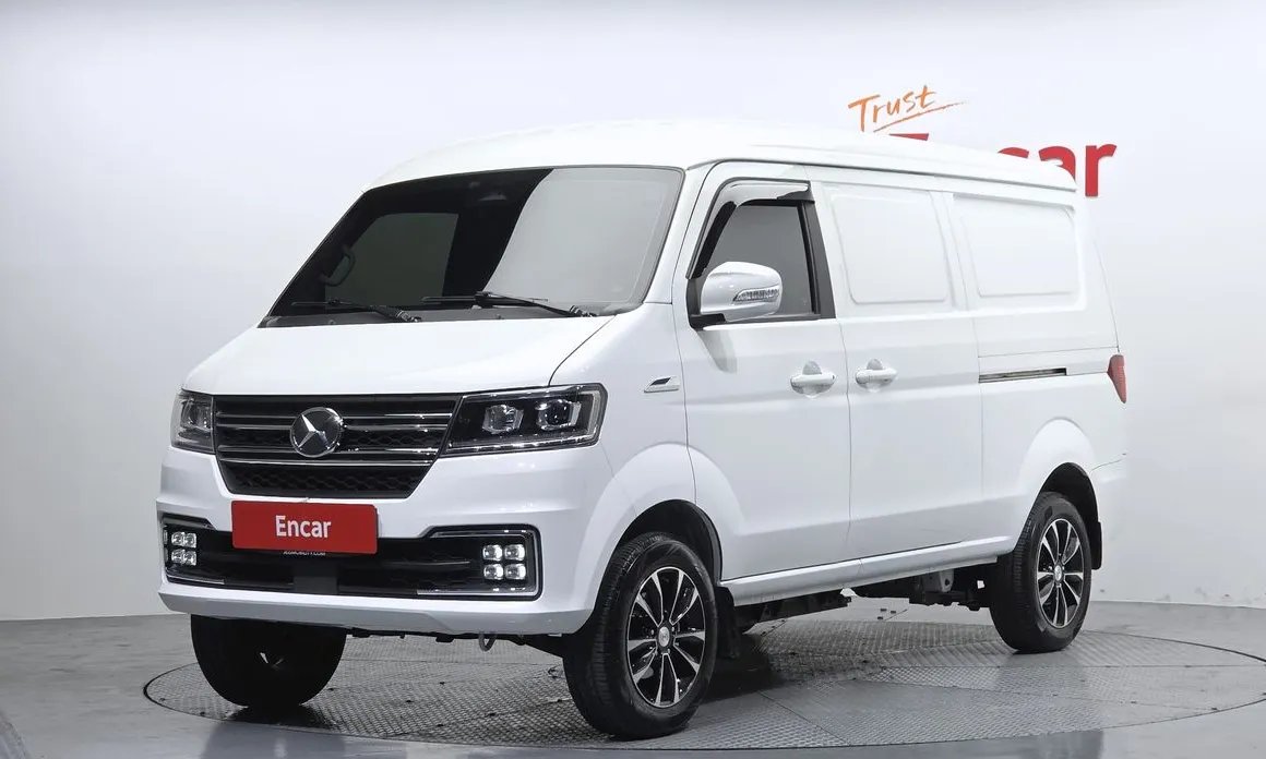 Xin yuan ET Van 2024