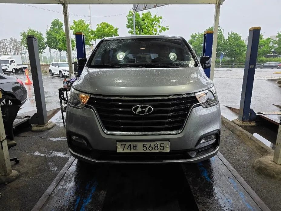 Hyundai Starex 2019