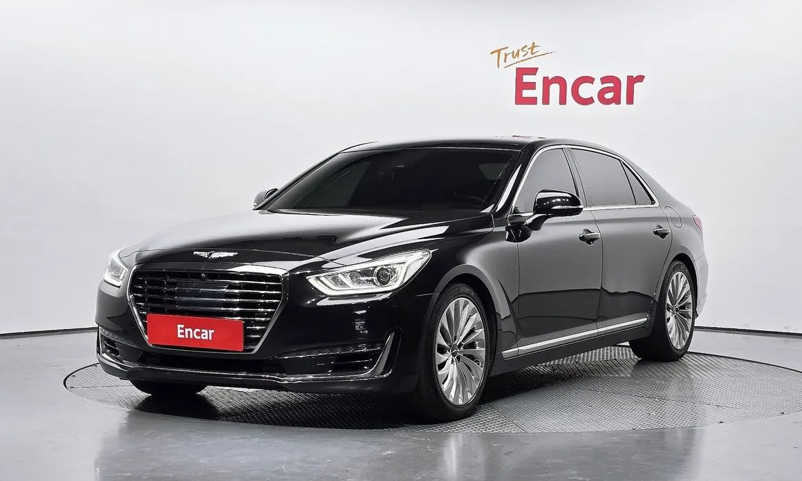 Genesis EQ900 2018
