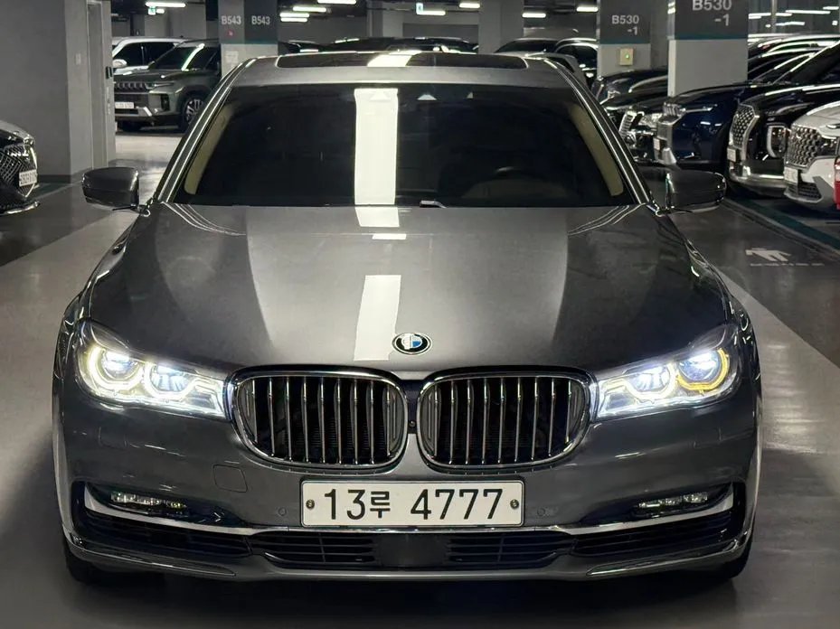 BMW 7-Series 2016