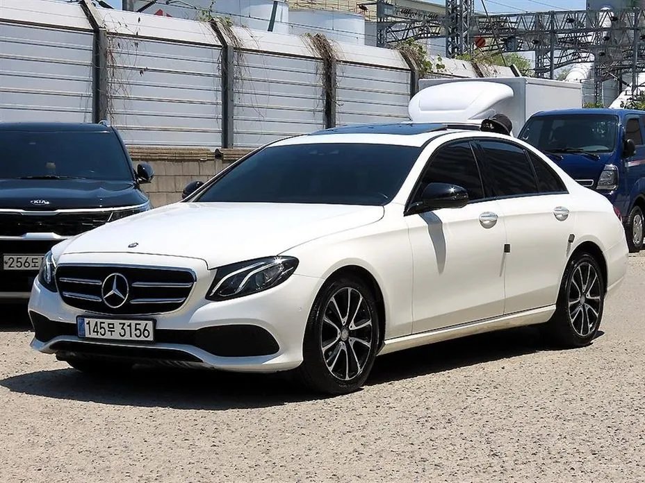 Mercedes-Benz E-Class 2017