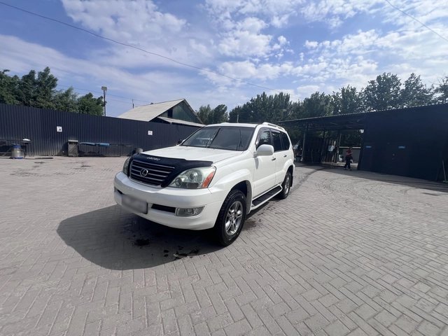Lexus GX I 2005