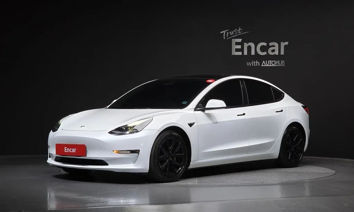 Tesla Model 3 2022