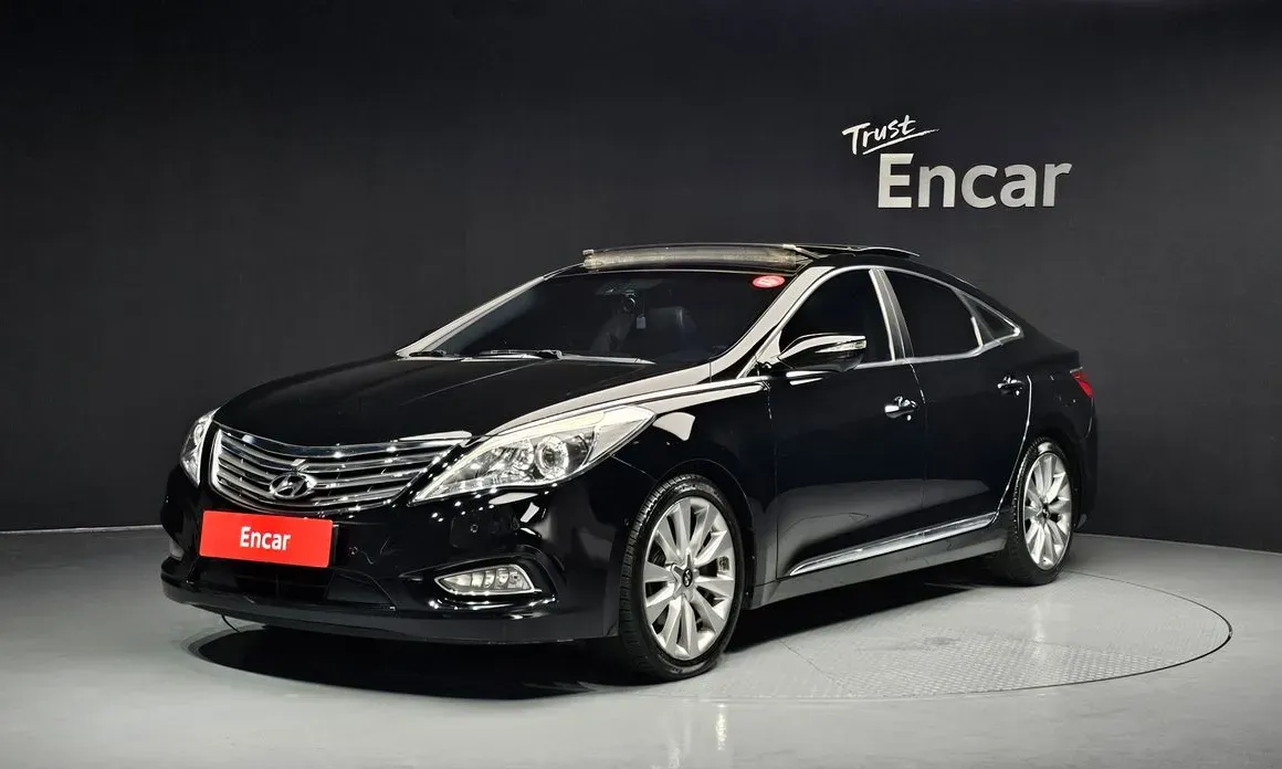 Hyundai Grandeur 2012 — фото 1 из 30