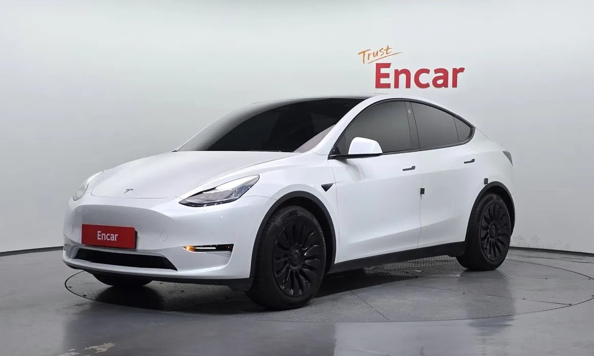 Tesla Model Y 2021