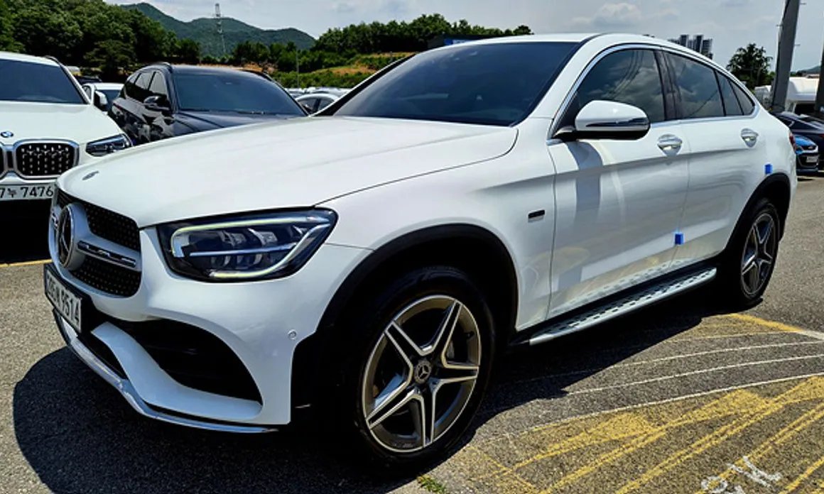 Mercedes-Benz GLC-Class 2021