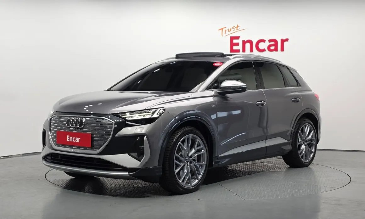Audi Q4 e-tron 2025