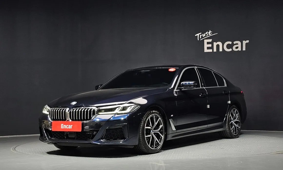 BMW 5-Series 2022