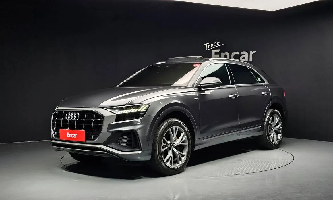 Audi Q8 2020