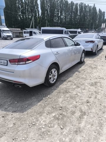 Kia K5 II 2017