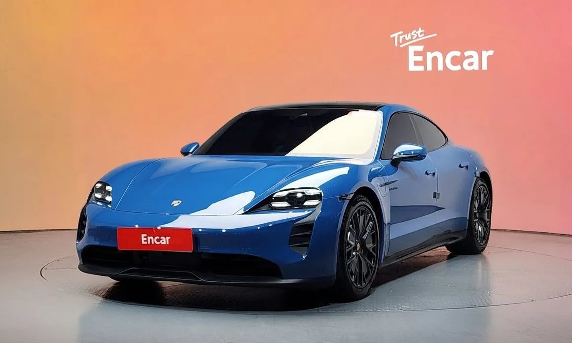 Porsche Taycan 2023