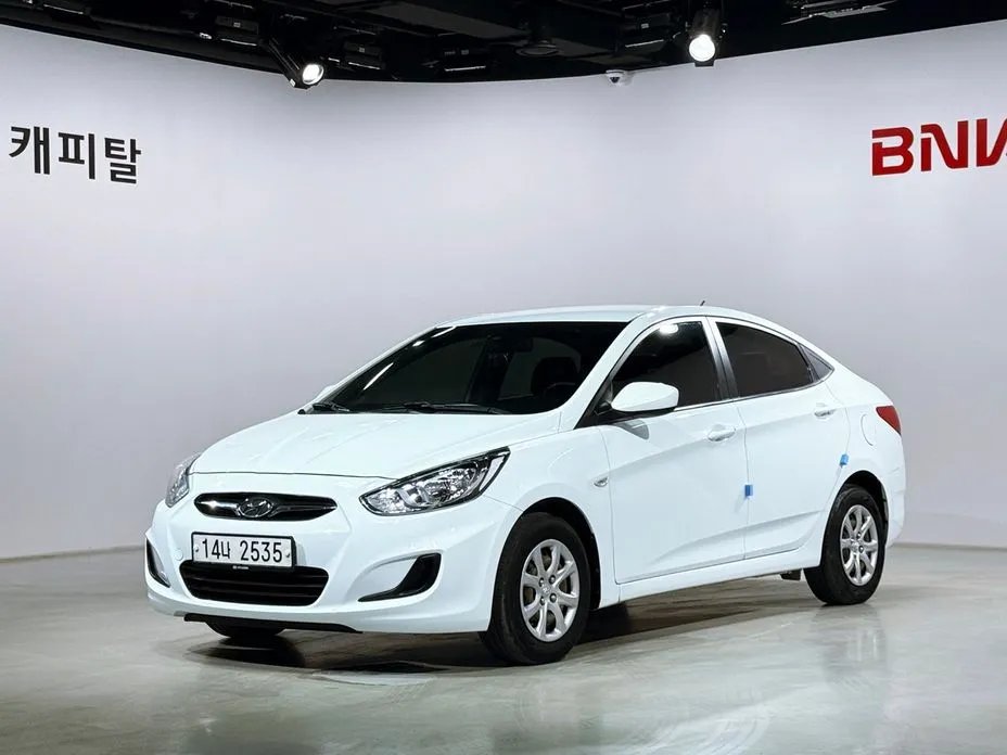 Hyundai Accent 2012