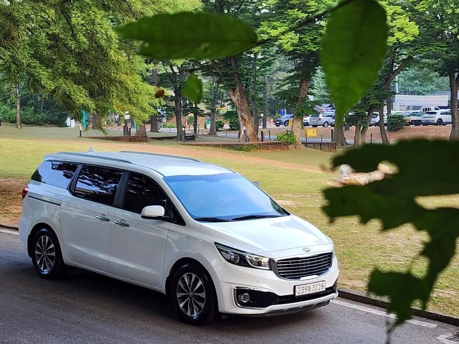 Kia Carnival 2016