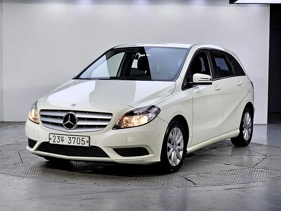 Mercedes-Benz B-Class 2013