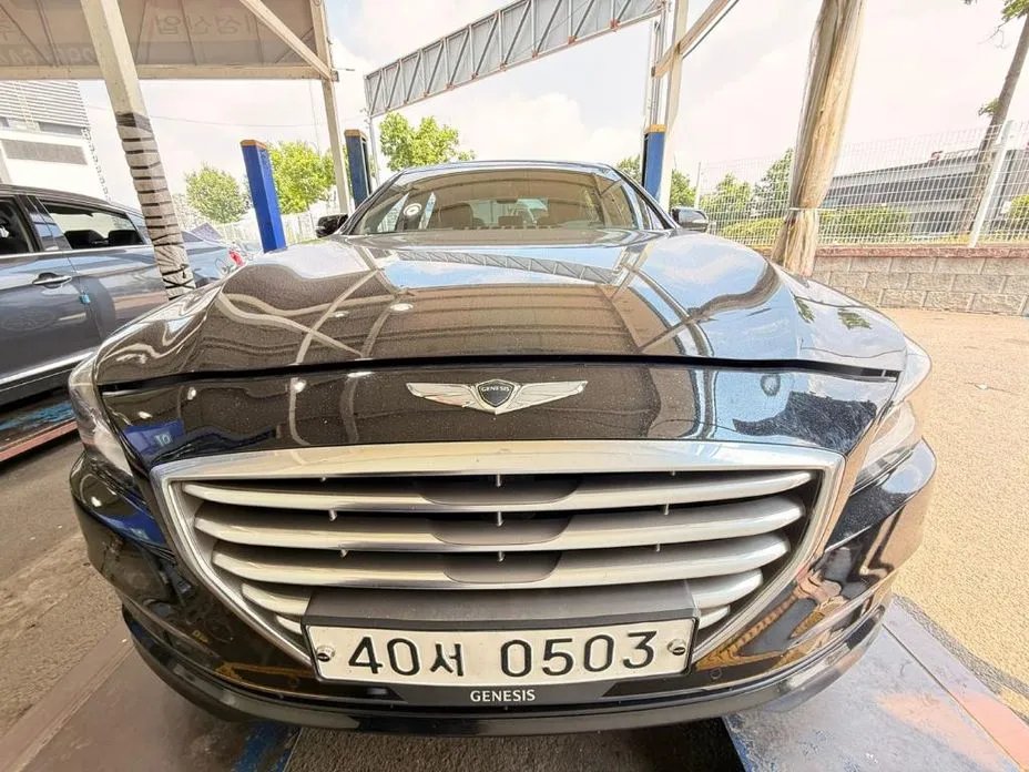 Hyundai Genesis 2016