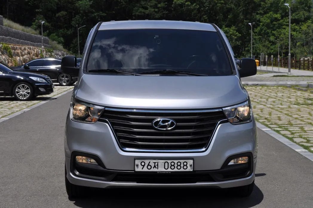 Hyundai Starex 2019