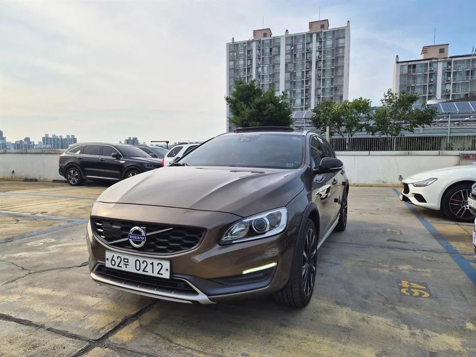 Volvo V60 2016
