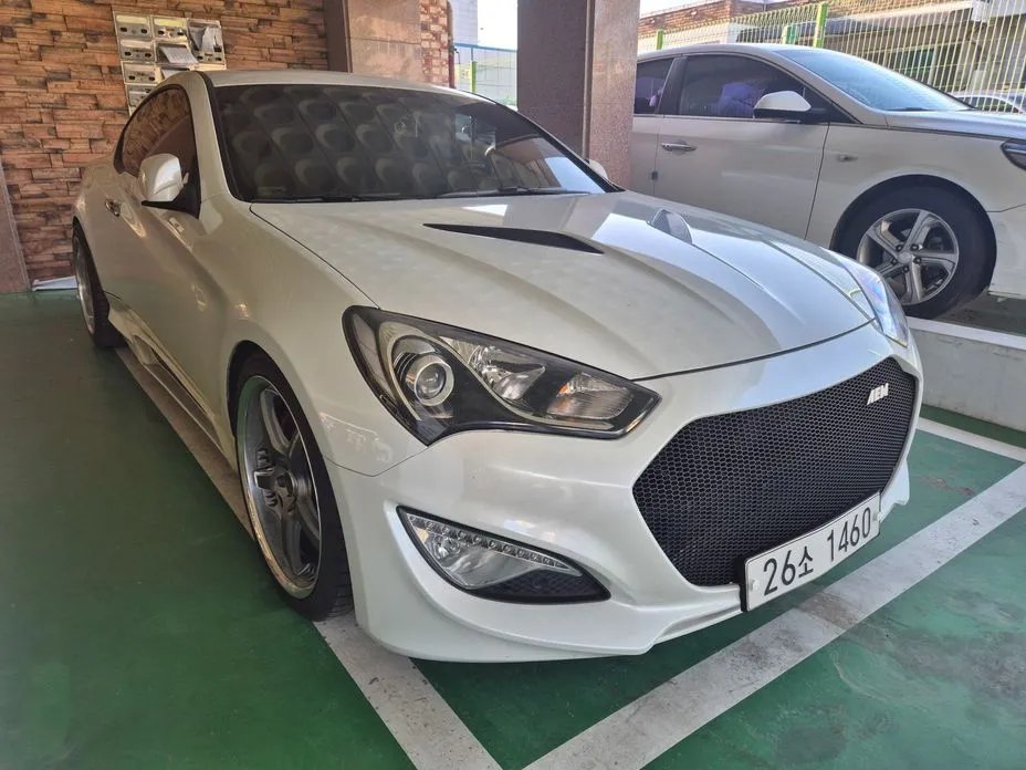 Hyundai Genesis 2014