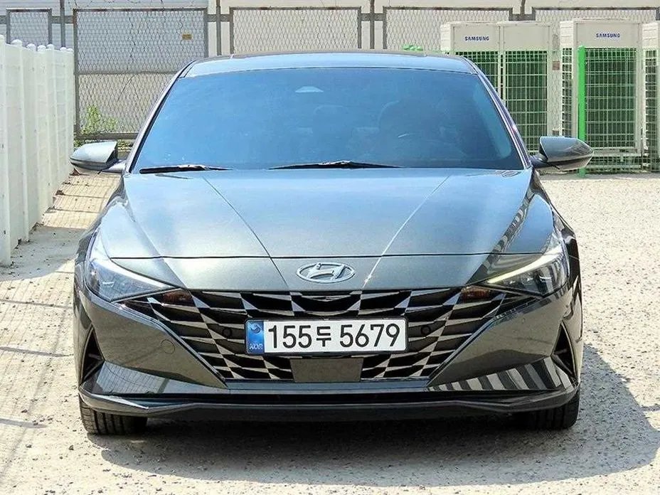 Hyundai AVANTE 2021