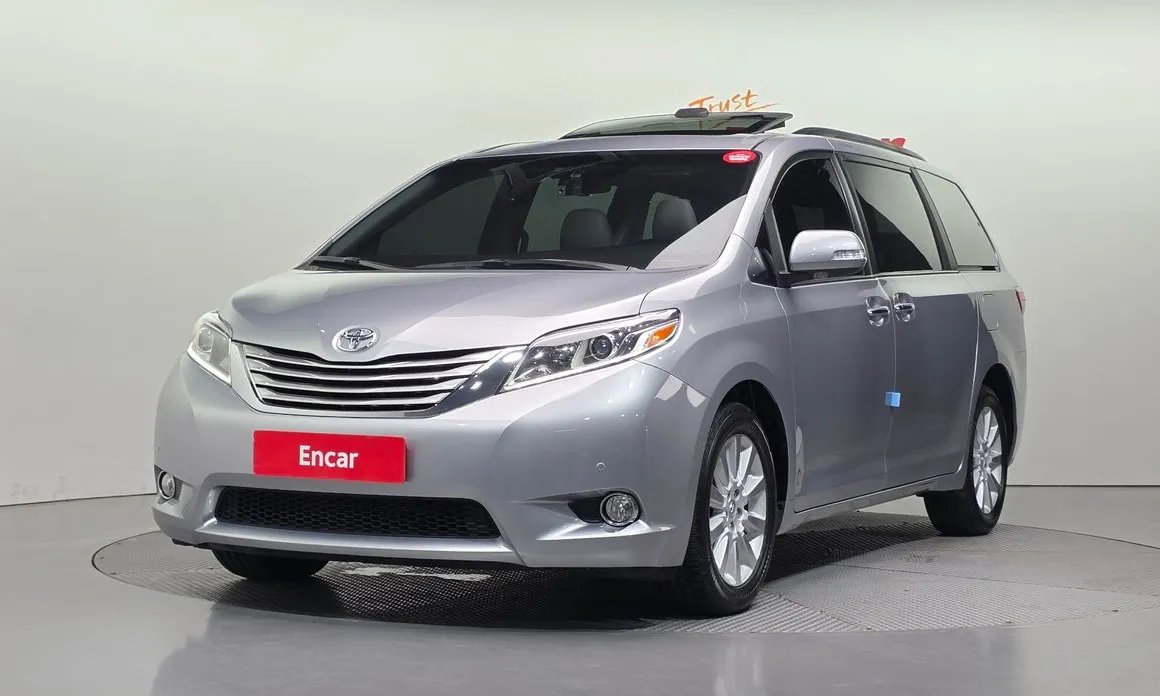 Toyota Sienna 2015