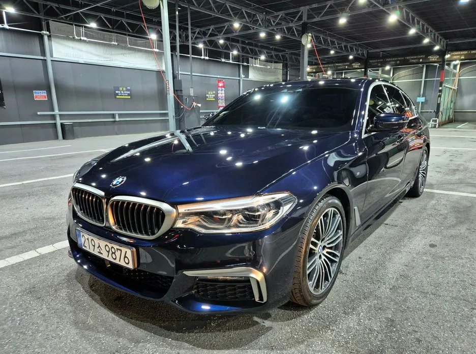 BMW 5-Series 2019