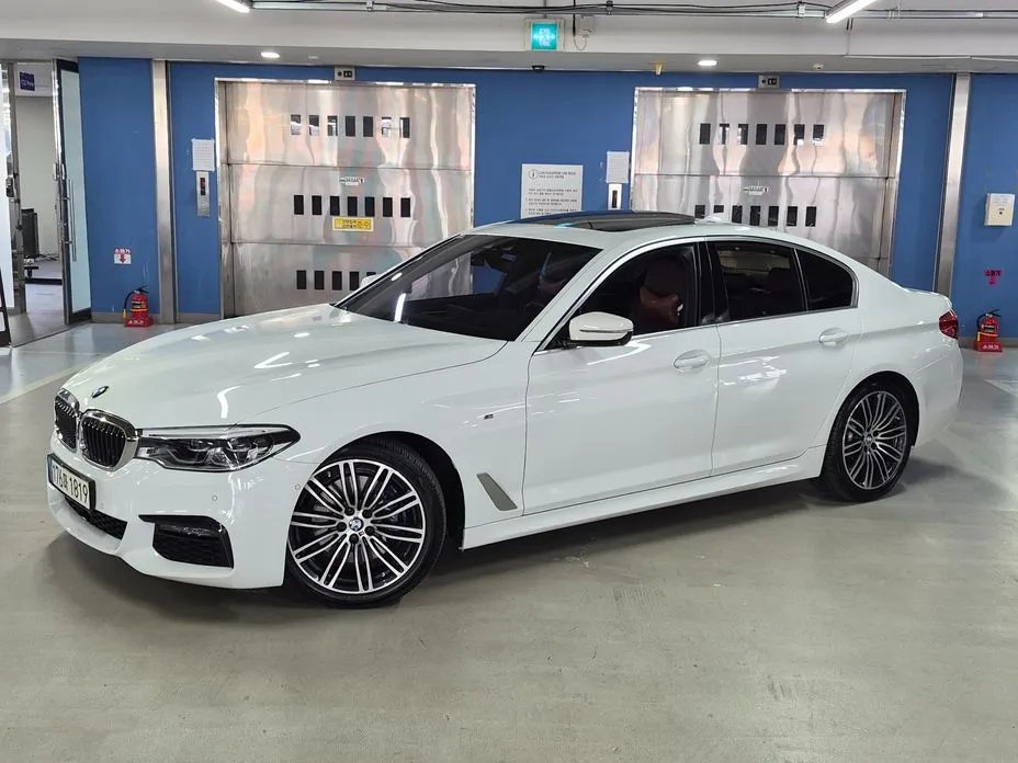 BMW 5-Series 2019