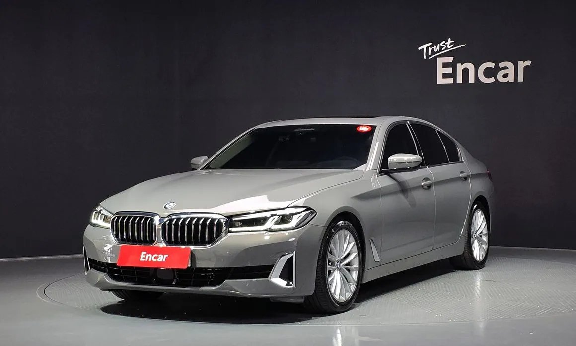 BMW 5-Series 2022
