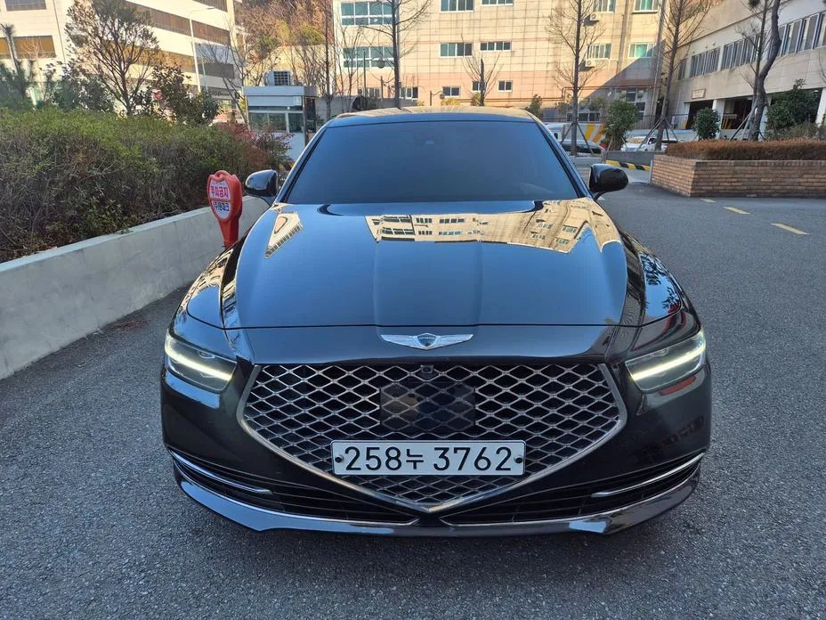 Genesis G90 2020