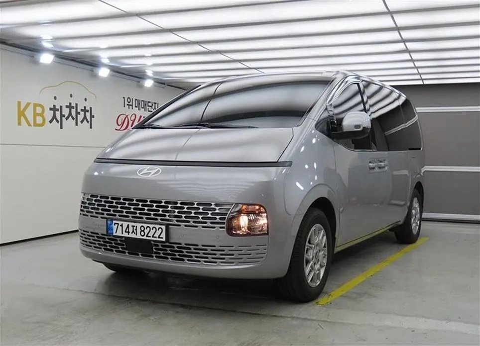 Hyundai Staria 2025