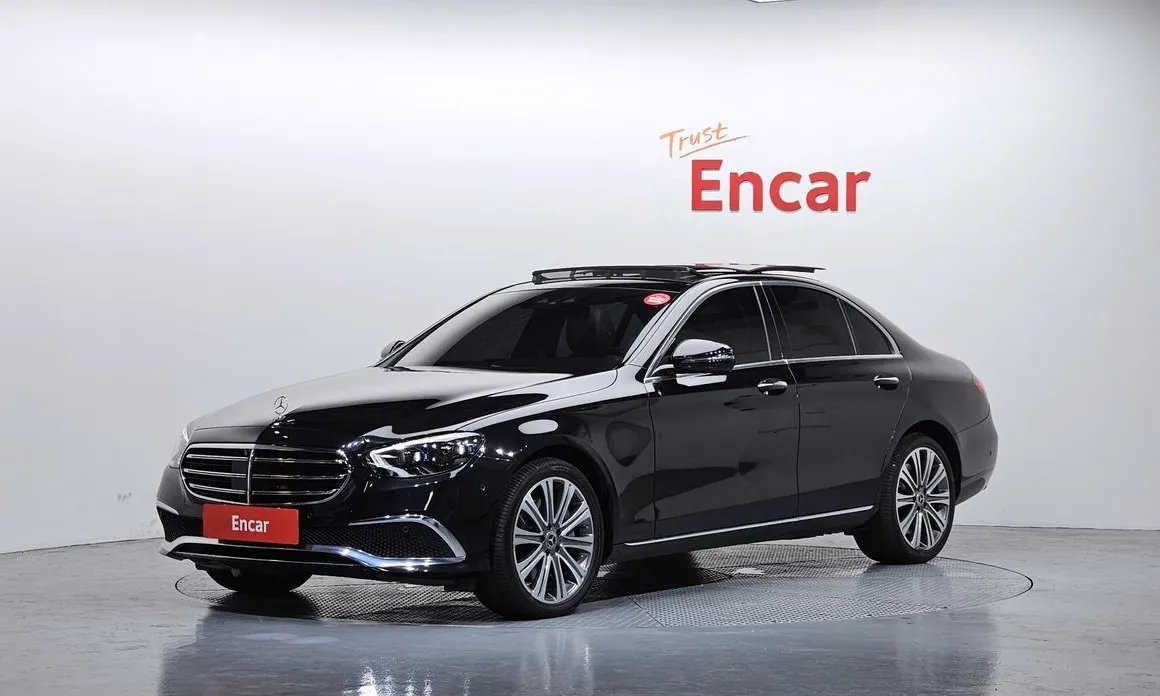 Mercedes-Benz E-Class 2021