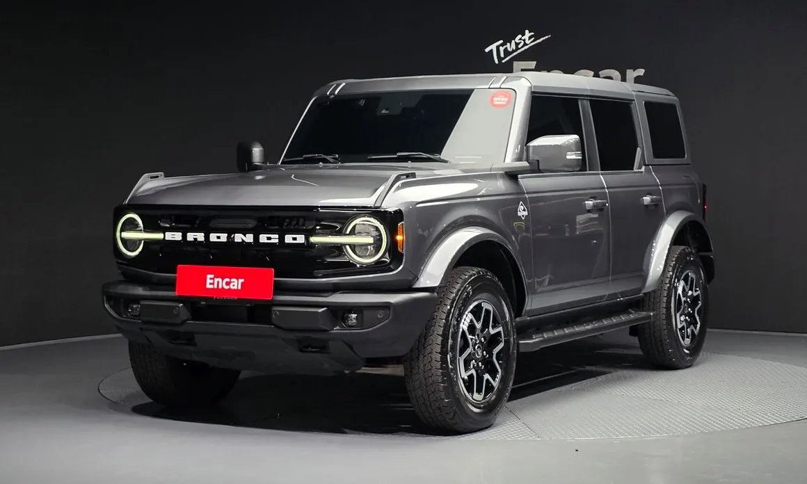 Ford Bronco 2023