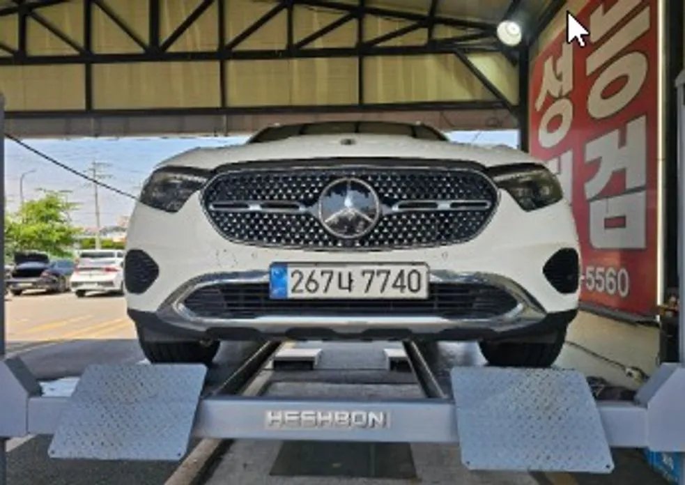 Mercedes-Benz GLC-Class 2024
