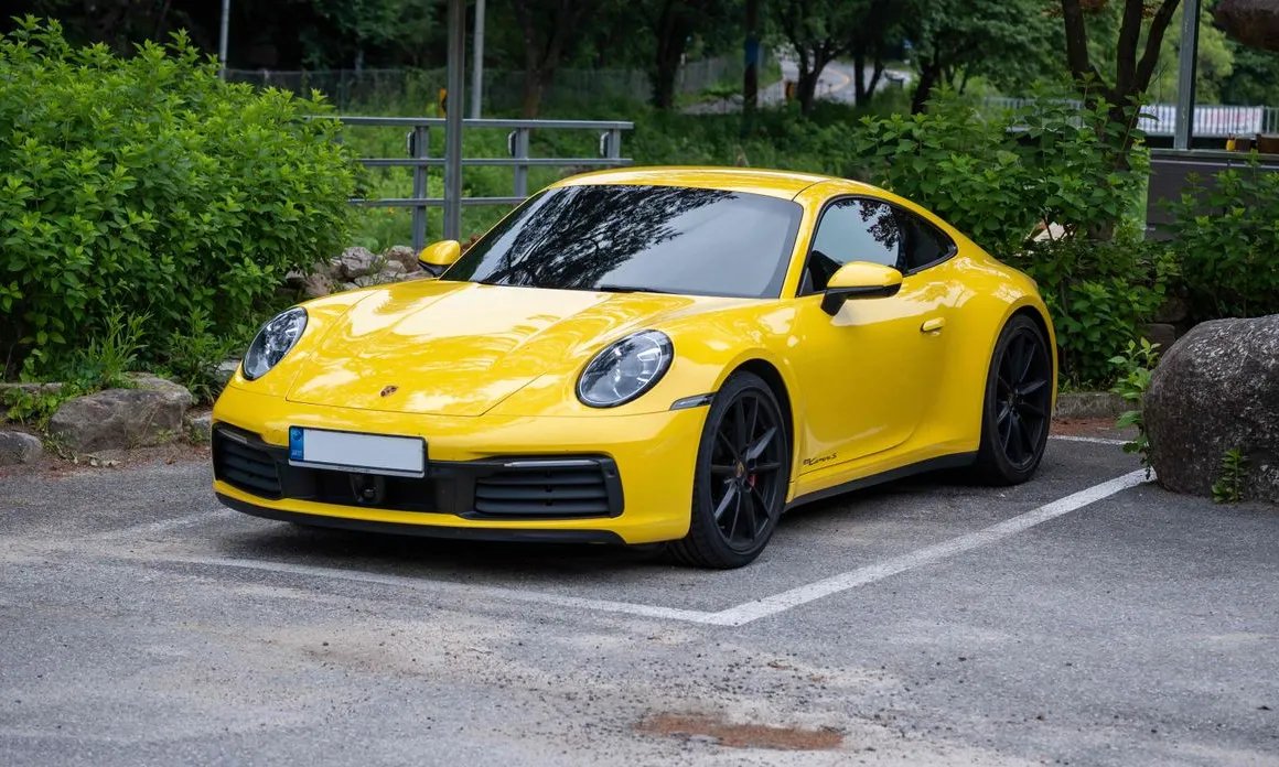 Porsche 911 2021