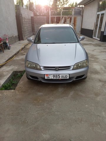 Honda Torneo 2000