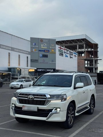 Toyota Land Cruiser 200 Series 2010