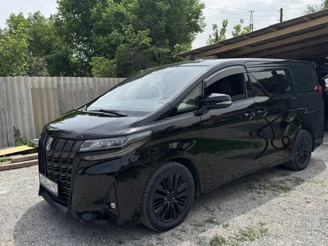 Toyota Alphard III Рестайлинг 2019