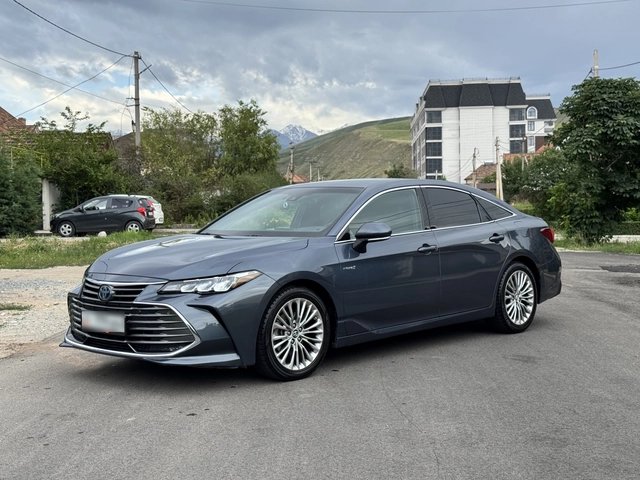 Toyota Avalon V 2018