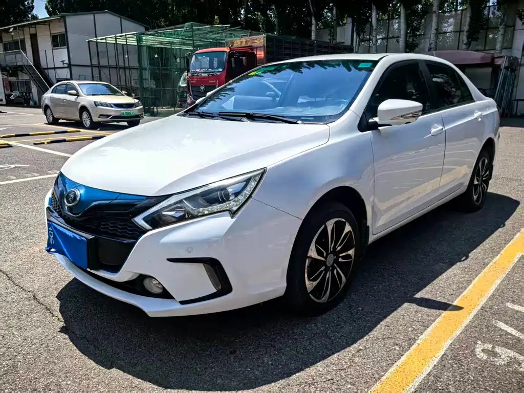BYD Qin NEV 2016