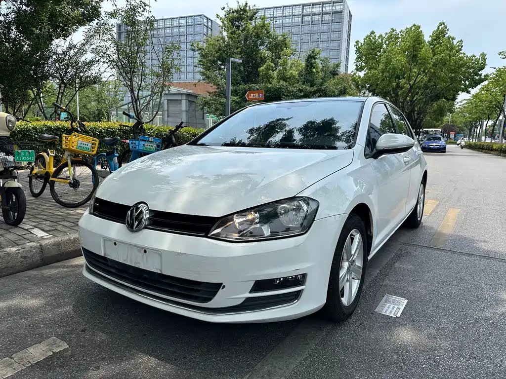 Volkswagen Golf 2014