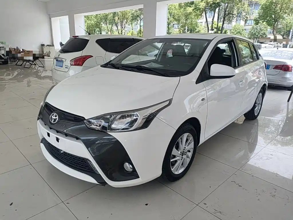Toyota Yaris L 2016