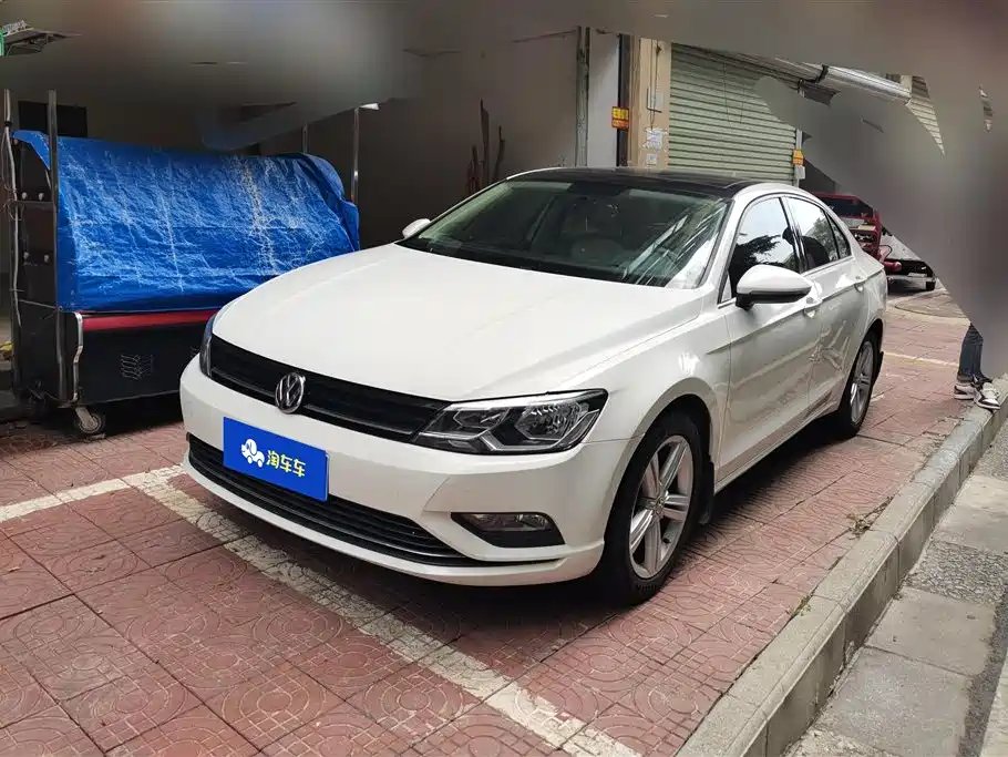 Volkswagen Lamando 2015