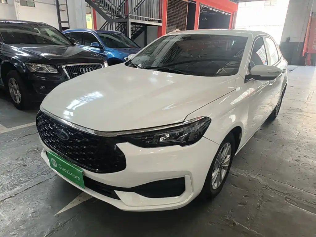 Ford Escort 2021