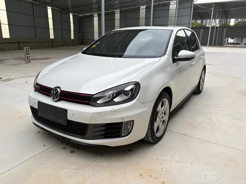 Volkswagen Golf GTI 2011