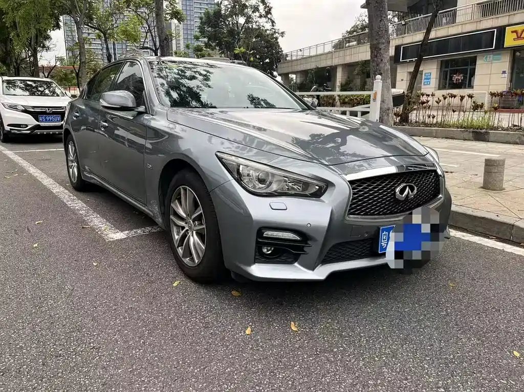 Infiniti Q50L 2015