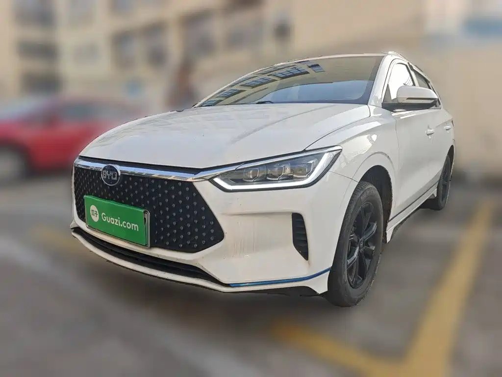 BYD e2 2020